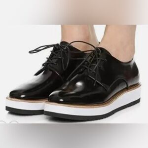 Women's Vince Reed Black Patent Glazed Leather Platform Oxford Shoe. Size 8.5.